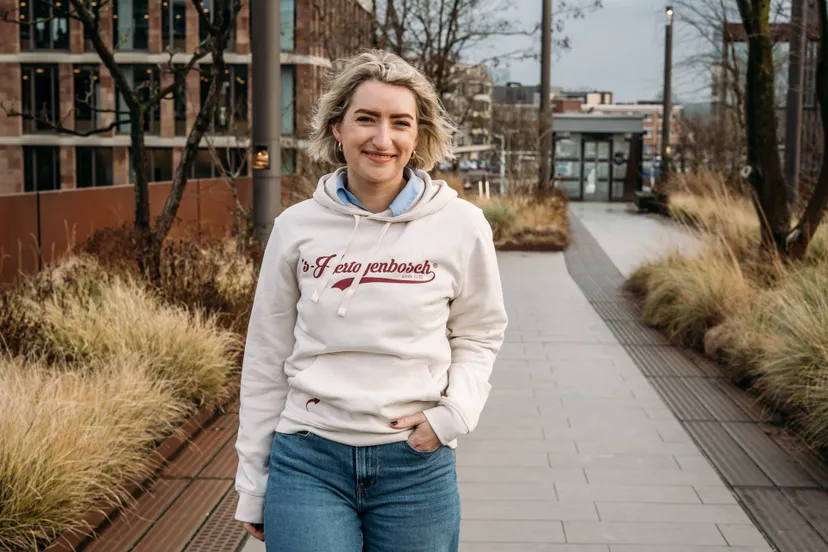 's-Hertogenbosch city kledinglijn hoodie Oud-Wit