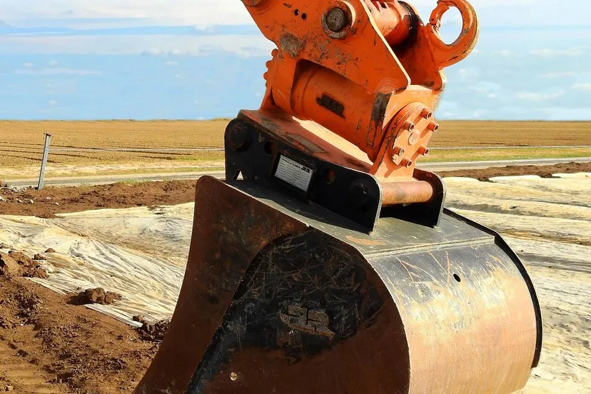 bru-no-excavator-1680635_1920