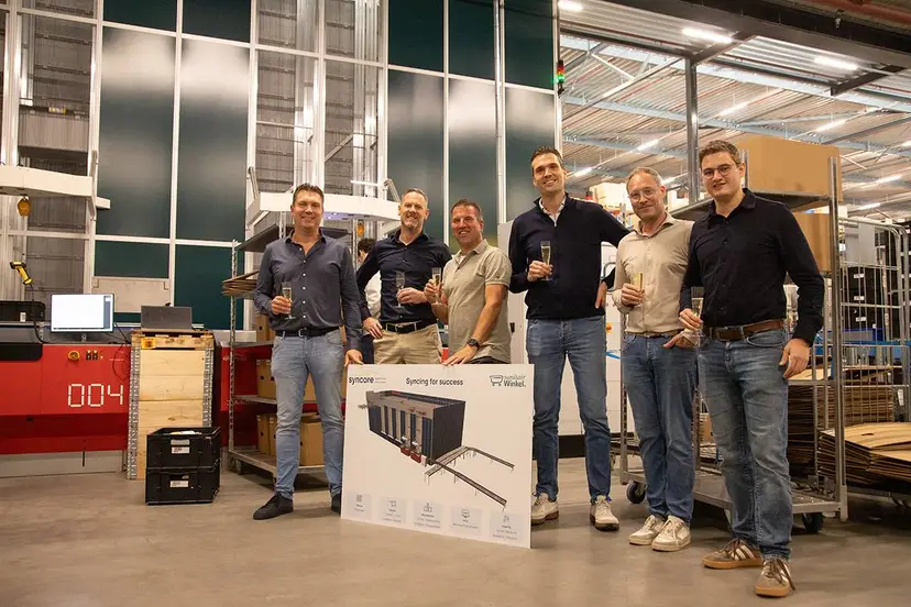 Sanitairwinkel viert ingebruikname AutoStore