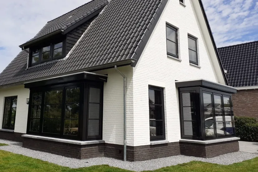 69438825 2663378870339534 6959116925385310208 o