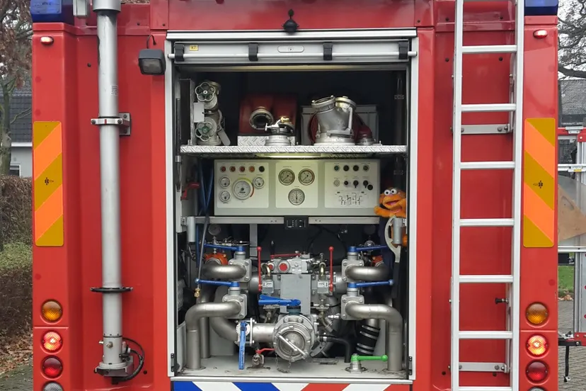 brandweerwagen 3 dm van hellesem