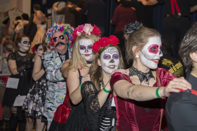 polonaise met carnaval