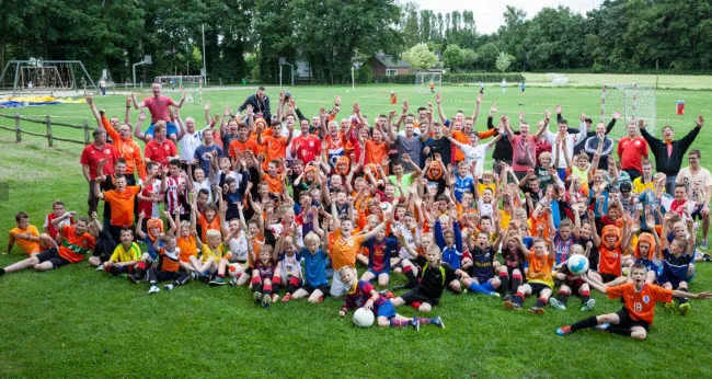 bf9jwc5g40en204jp04q0vus2 weekendkamp1