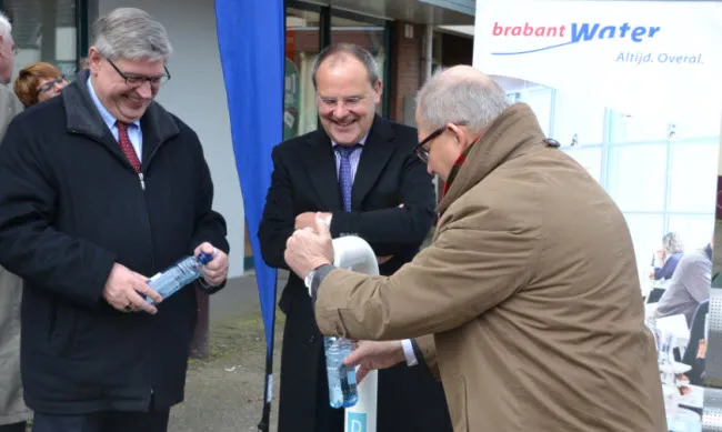 cq3a7migpfll5vmn52tkgldq9 water11