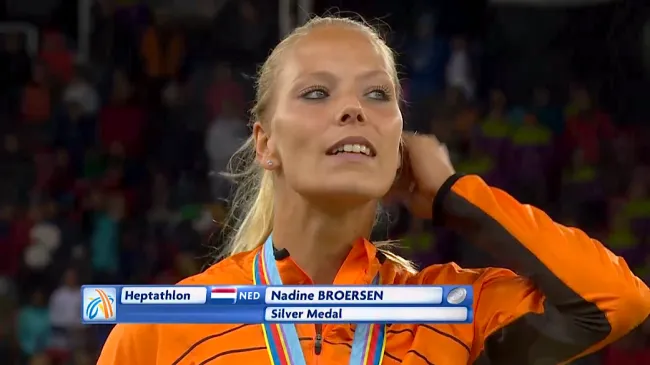 d42x05jhh64tdd9zvoi4a2b1w nadine2