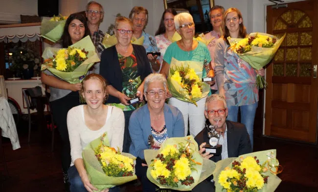 f4bdvpog3stfy8bgjsd9jegw4 aurora1