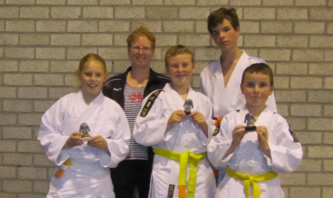 g3ms4lzewfl1xc7bw79sj6xqg judo2110