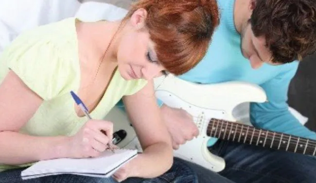 gn7bmikscpfyhk7auk20bzixi singer