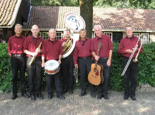 hhzq2l8s3bcdz2x7fqdkp404j 180272