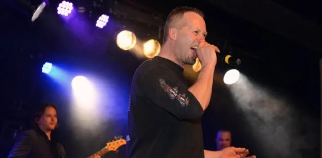 i1w6bkqj6whz4humxrfldpfb8 top2000