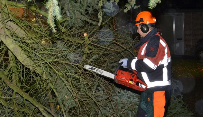 j4t04nxbsyp3gqtnbyyghradl schoolstraat1