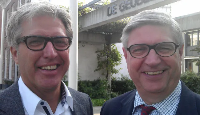 jqq8aac1blwydikejrwntlrxm brooijmansvanbeek