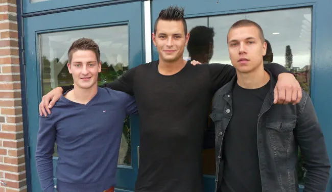 mqdrjhlxql4jqjnrif9mtqs1k vvdongen276