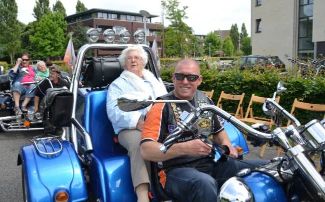 n70i4ev0327xx1vovzi71thdh trikes142