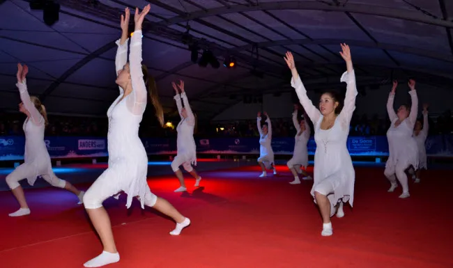 nyd47l8uryzr1yo03i5a5a6om openingdongenice