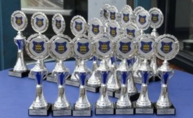 p78u4js308maosamc2thieg7t bekers