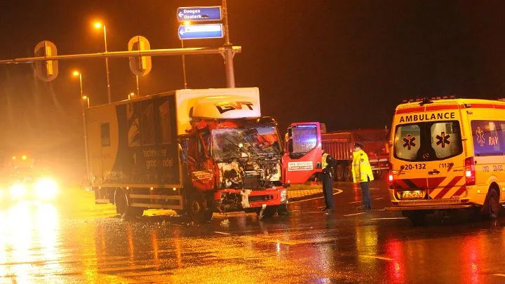 pimggz1v66uzaeal9p5g0em0s botsing