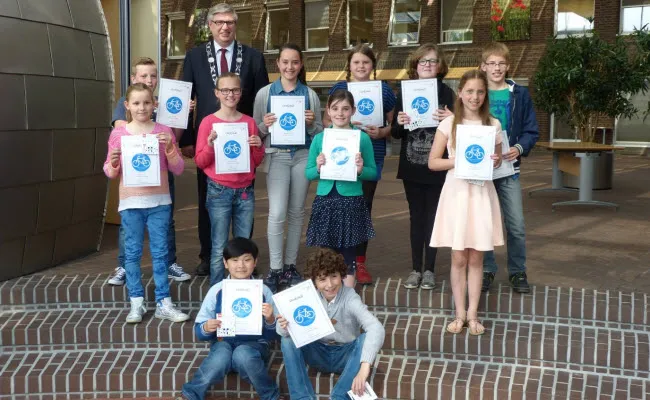 q63vditfb7kpyze5khhitxa58 verkeersexamen2014