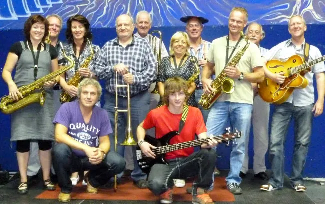 q6j3lb0yw3sj7hx5c536x4mce jazzworkshopbreed