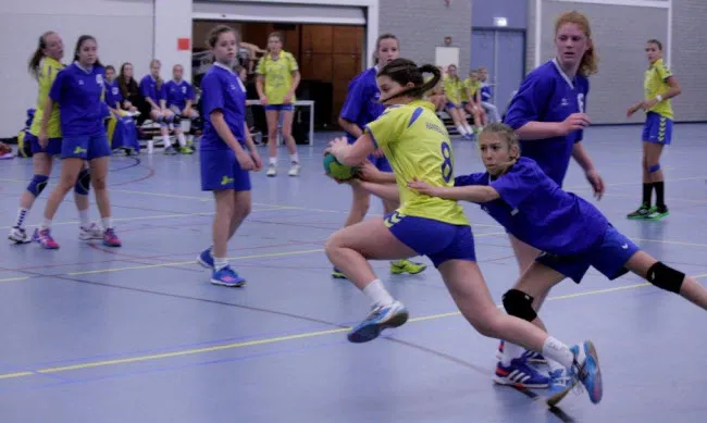 qdasf7clxnbivqeji2alvl6zm hvdongen1711