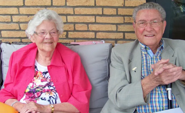 qfkkd8mxn515vaxwbyn98jzs3 platina1