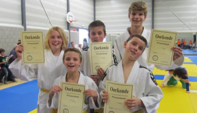 rb2ohawvf3x1rgmw0tdnx0cr6 gils0610