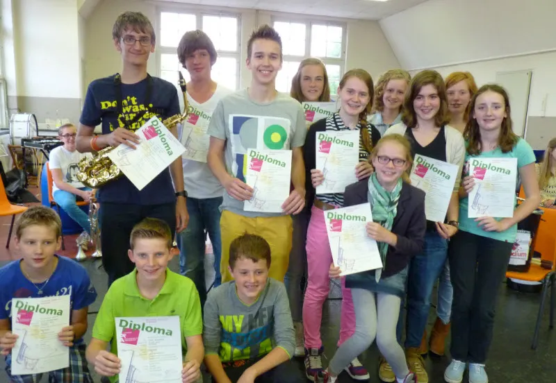 rwcvhjpbwf13aavd557j86lpp musis geslaagden