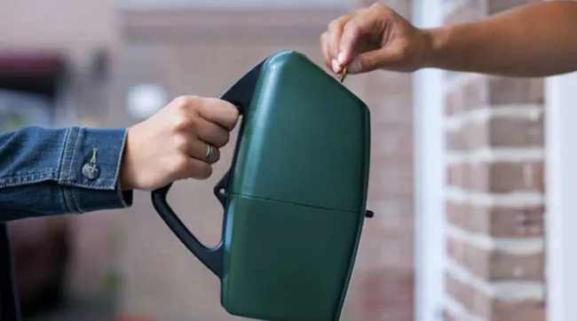 uk8yxufz4m1acsb7p8l0i9372 collecte