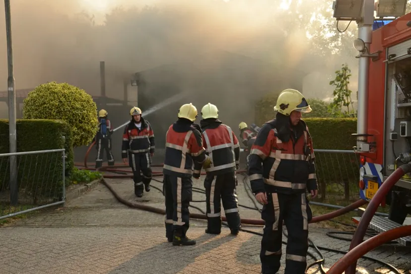 uyipeue6m4pcf33a8fxya661v dsc5526resizedbyavgimageshrinker