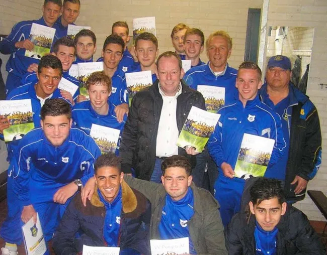 v1y8djssesu0b4x17eaoprigi dongena12