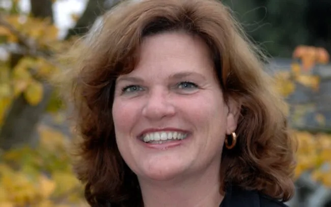 xglhibuu6sc80d4j1zrvyj4dz marina2