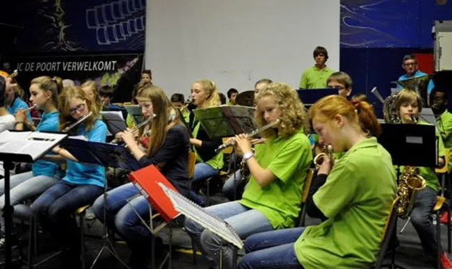 yhif2ualqar3z5x9et69anbxw auroramusis