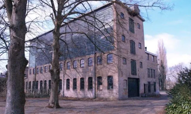 yu153fypdkrun39u3q7yqcq6n heuvelpark