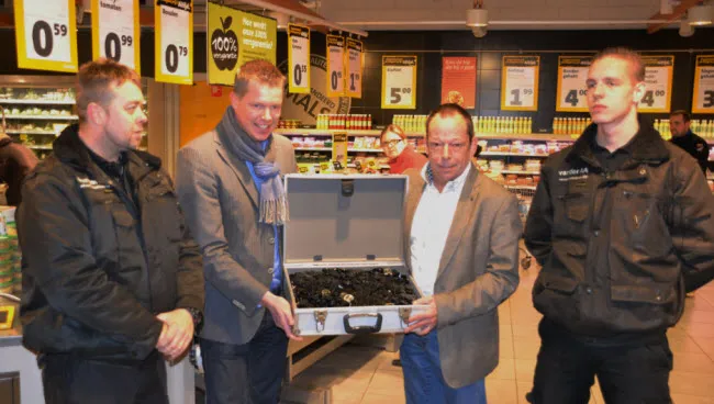 zl01h6ru2y6xtr0stjh8o6fil muntjes1