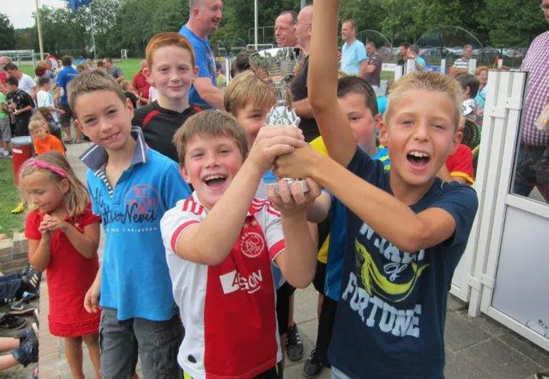 zv543acq7yp0gw11ulrq8i0co img1352