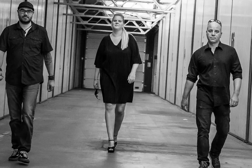 02dbc7bb-9a47-4c07-9380-2c358260c01f