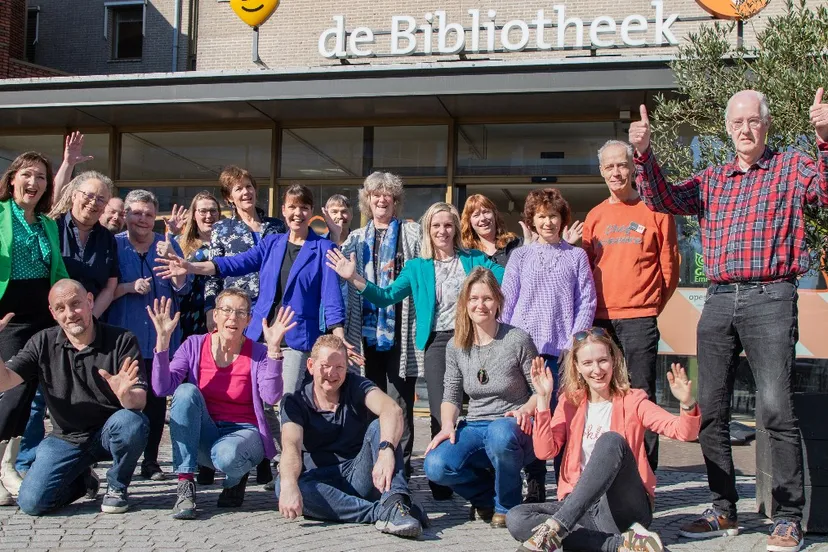 bibliotheek-emmen-de-kunstbeweging-marielle-hensums