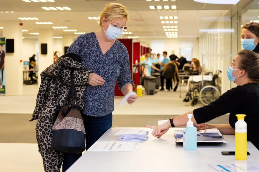 boostercampagne-treant-medewerkers-woonzorgcentra-2