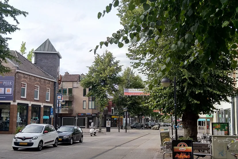 emmen-hoofdstraat-voorjaar1