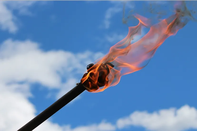 fakkel-pixabay-torch-3009038-1280