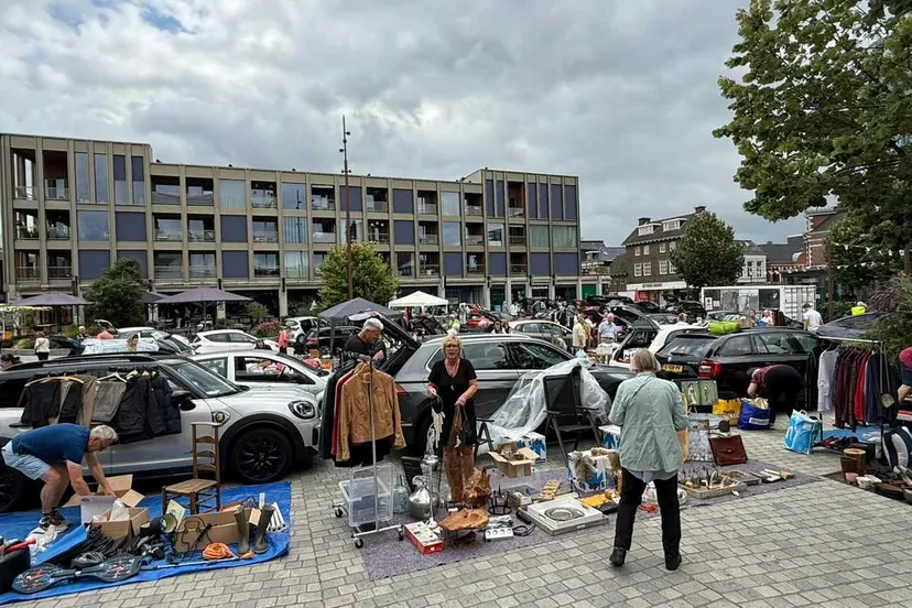 Kofferbakverkoop foto 3