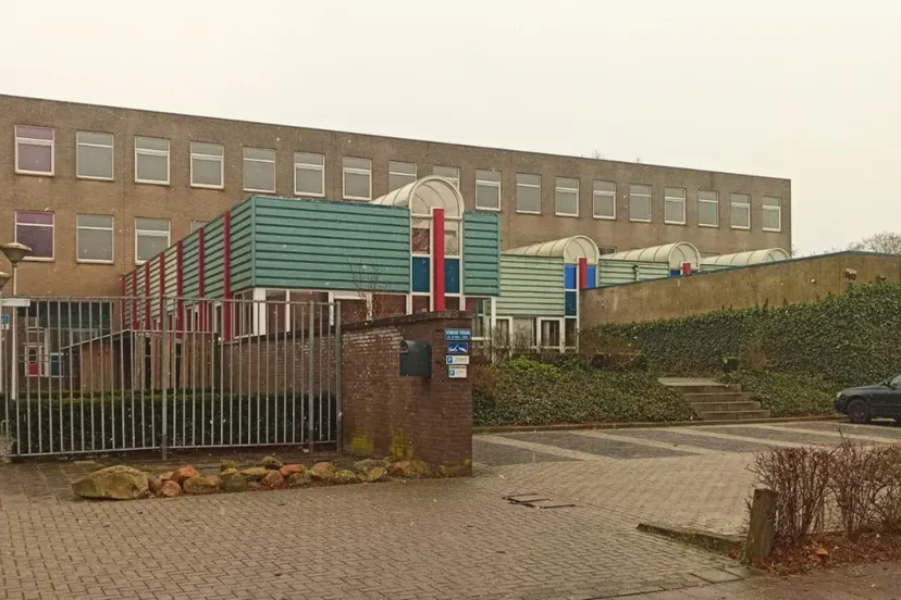 leegstaande-esdal-college