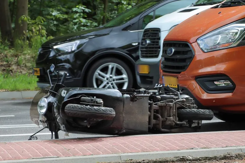 ongeval-boslaan-emmenscooter