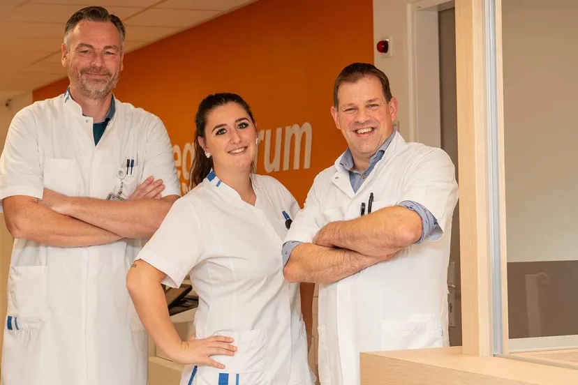 orthopeed-peter-koot-doktersassistent-danique-knotter-orthopeed-benjamin-van-t-hof