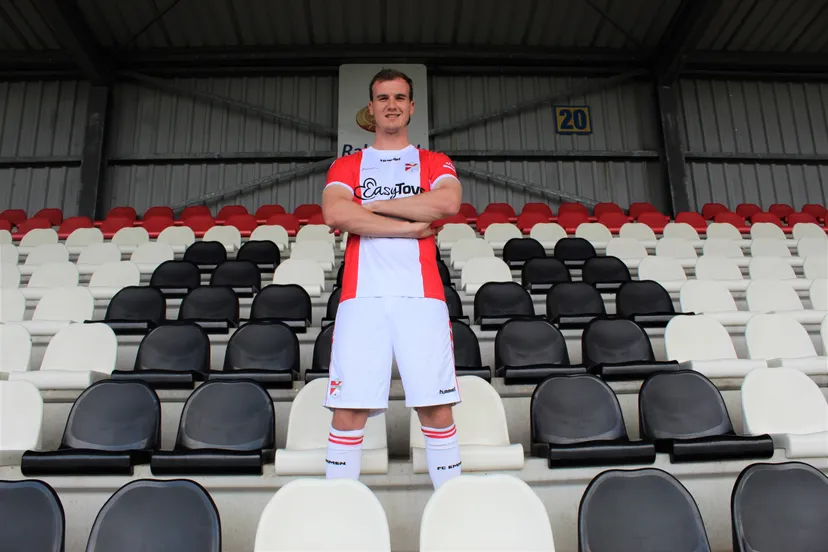 persbericht-fc-emmen-contracteert-peet-bijen