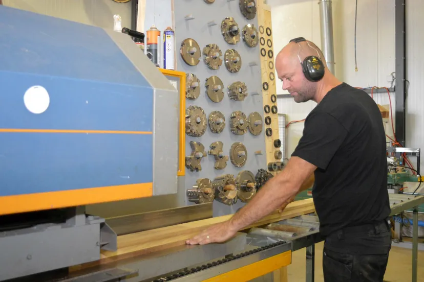 pn23092021-gerben-bruins-ruinerwold-bruins-in-hout2-scaled-1