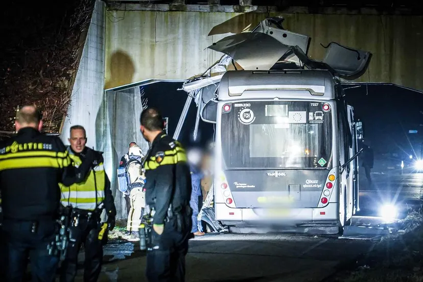 point-blur-feb012024-195157