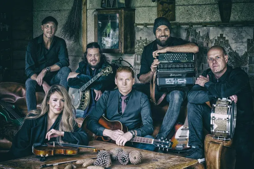 Promofoto Acting The Maggot Large