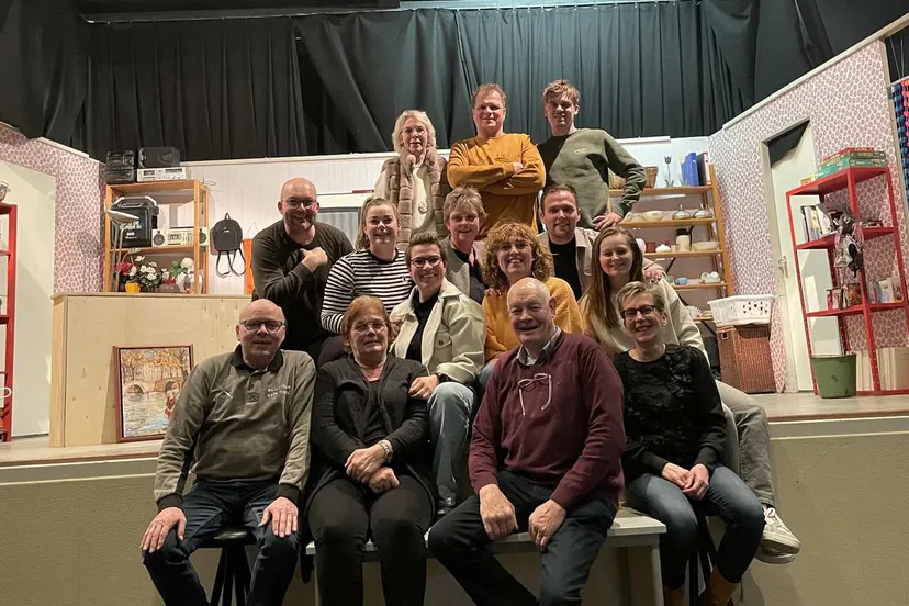 spelers-rederijkerskamer-udi-ruinerwold