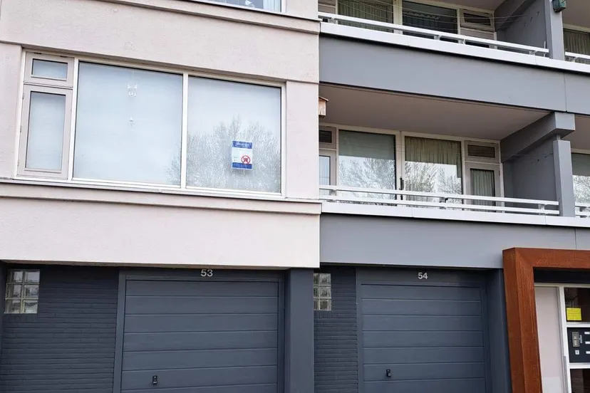 AFBEELDING Weer een woning in Hoogeveen gesloten vanwege illegale prostitutie